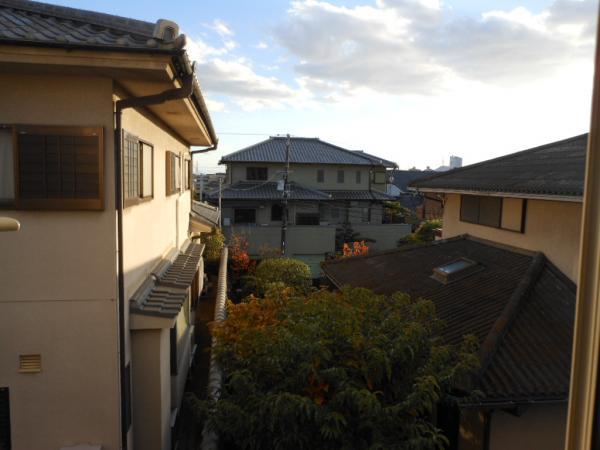 View photos from the dwelling unit.  ■ View from the second floor balcony ■  Around the New Town a quiet residential area. Because the south is down is good per yang.