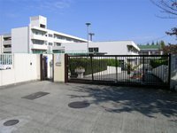 Junior high school. 200m to Katayama, junior high school (junior high school)