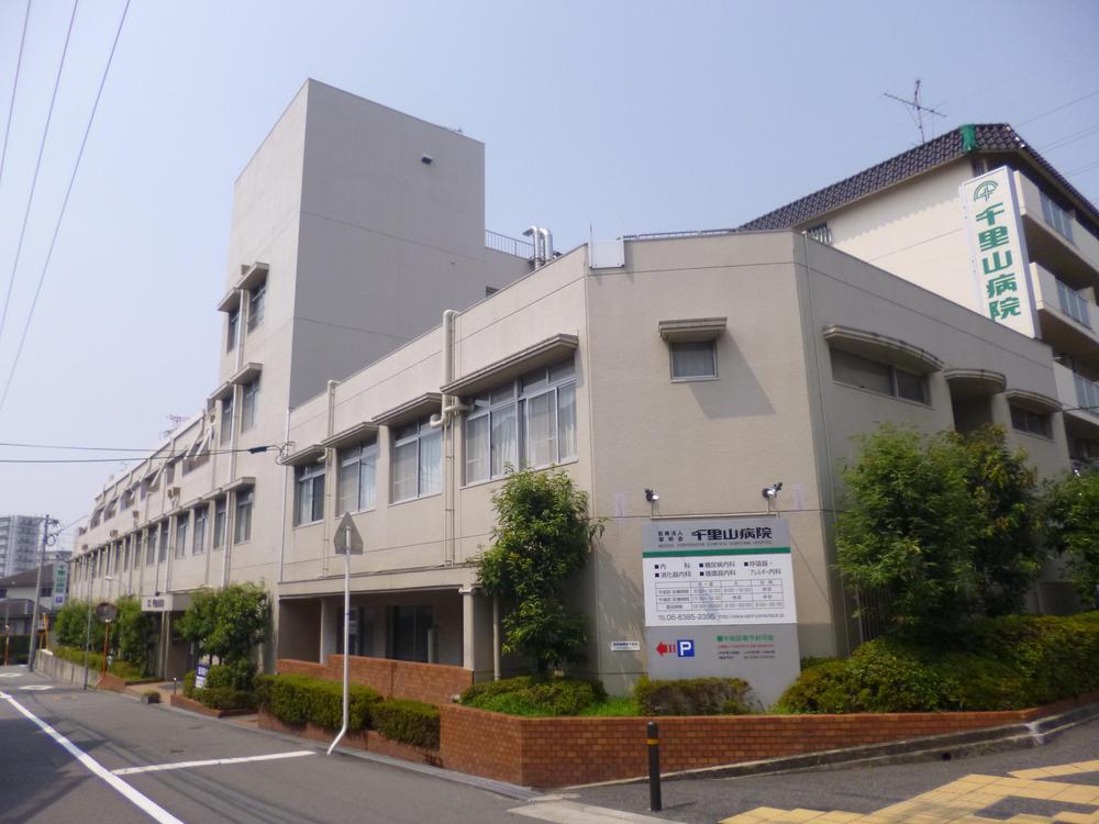 Hospital. 909m practice time until the medical corporation Suimei Board Senriyama hospital :( weekdays) 9:00 diagnosis morning ~ 12 o'clock 17 hour examination night ~ Up to 30 minutes at 19 (month ・ Thursday), 17 hour 30 minutes ~ Up to 30 minutes at 19 (fire ・ water ・ Friday)  ※ Appointment Saturday at 9 ~ 12 o'clock  ※ Day ・ Congratulation day off
