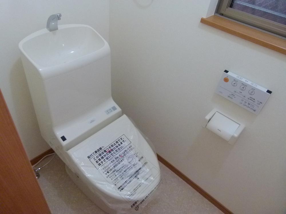 Toilet. 1st floor