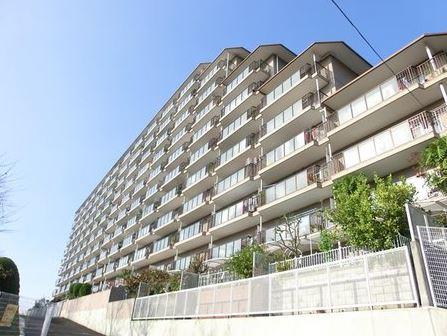 Local appearance photo. It is a popular and large-sized apartments in the region! Security is also safe in the management system down pat! !