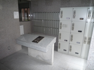 lobby. Courier BOX also equipped! Your rent is also recommended at low cost! 
