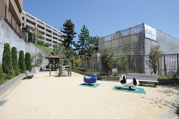 park. 10m to Hoshigaoka dogwood amusement