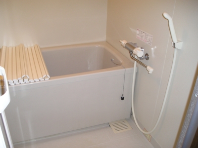 Bath. Spread bathroom! Also easy temperature control switching of the faucet! 