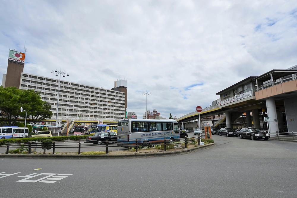 station. JR Kyoto Line "Ibaraki" 1650m to the station