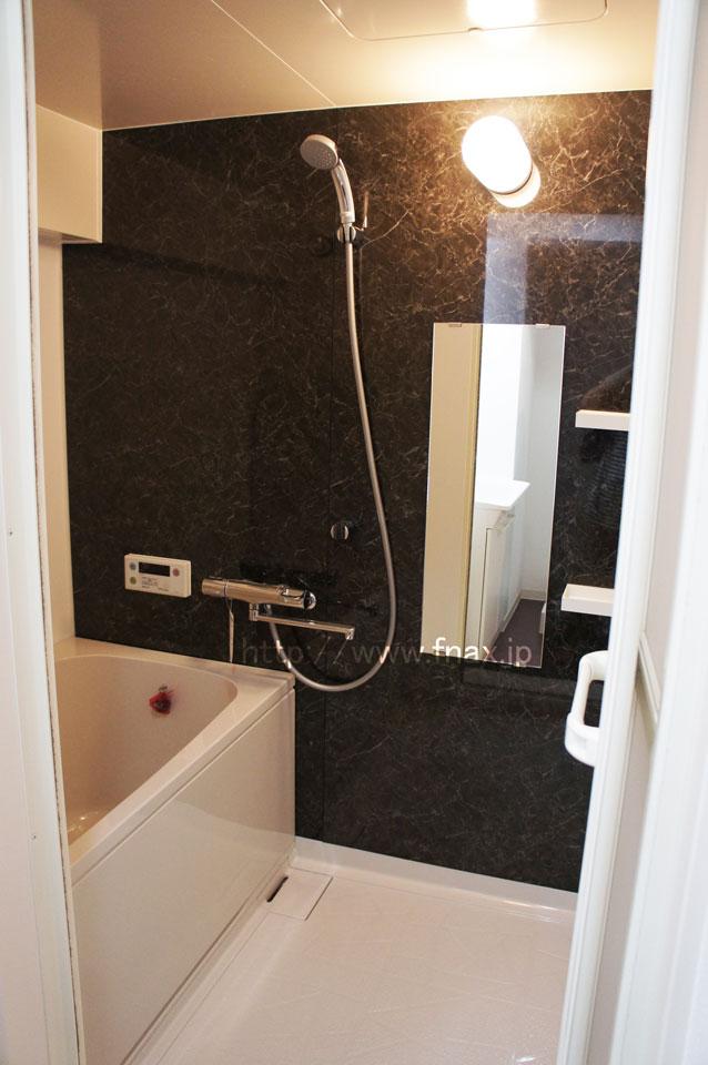 Bathroom. Indoor (July 2013) Shooting