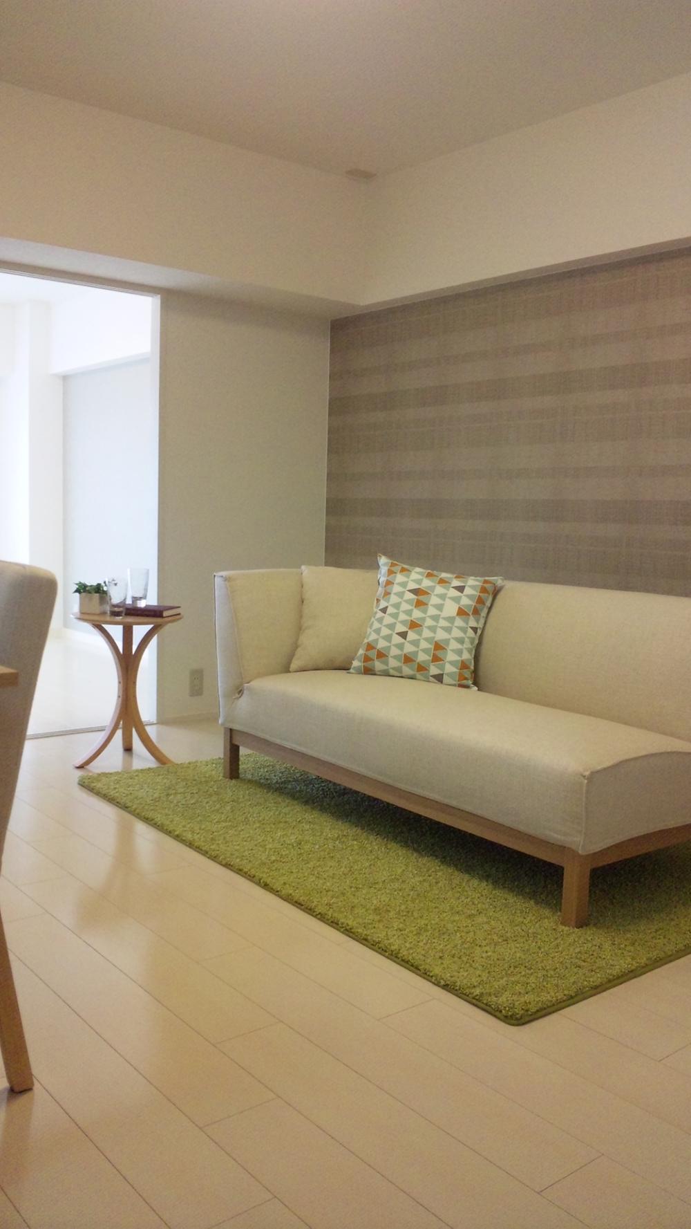 Living. Indoor (03 May 2013) Shooting