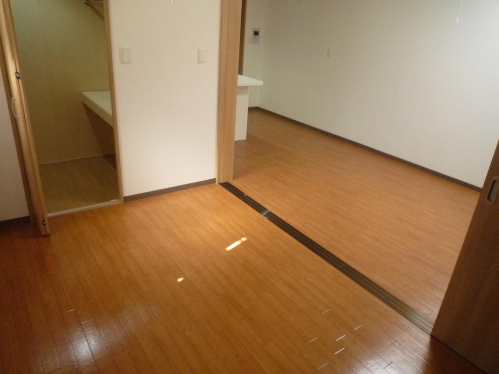 Other room space. There is also firm enough breadth bedroom! It is a popular 1LDK.