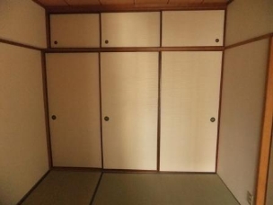 Other. Japanese-style storage