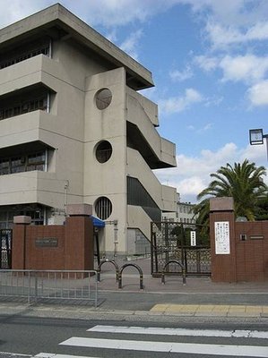 Primary school. Chisato second elementary school to (elementary school) 594m