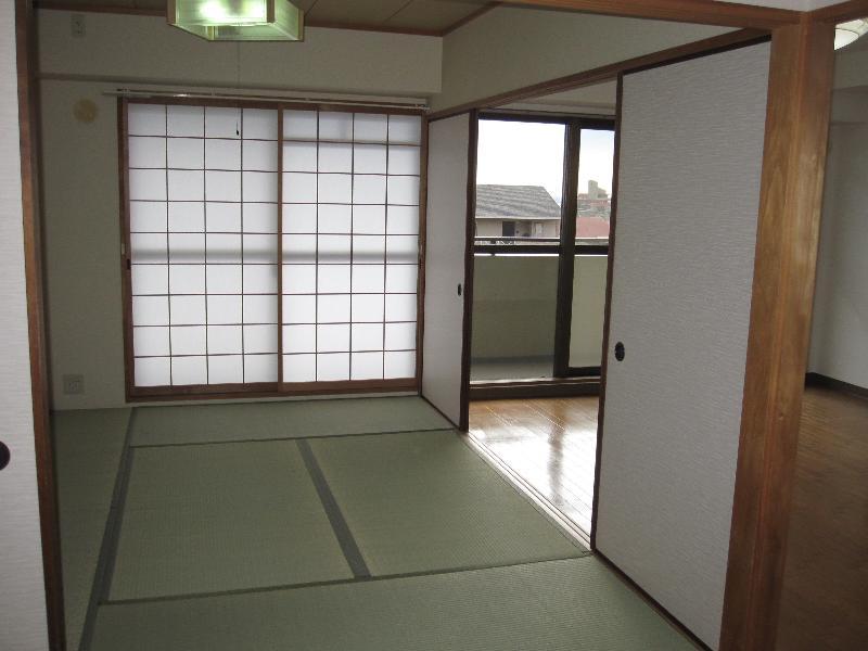 Washroom. Japanese style room