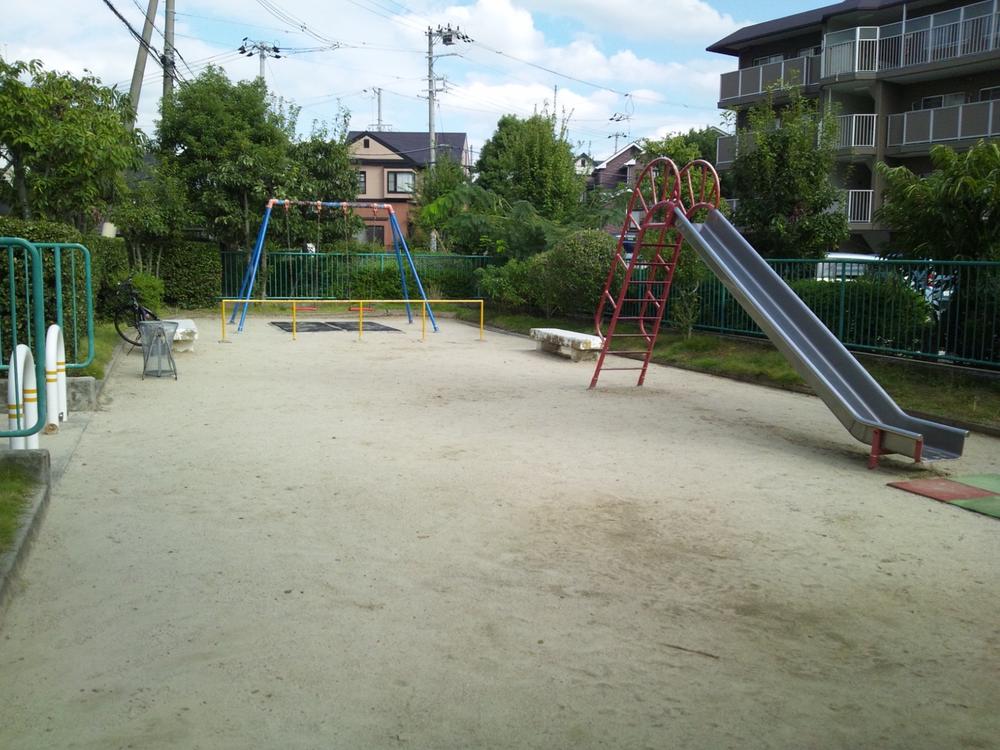 Other. Park on-site