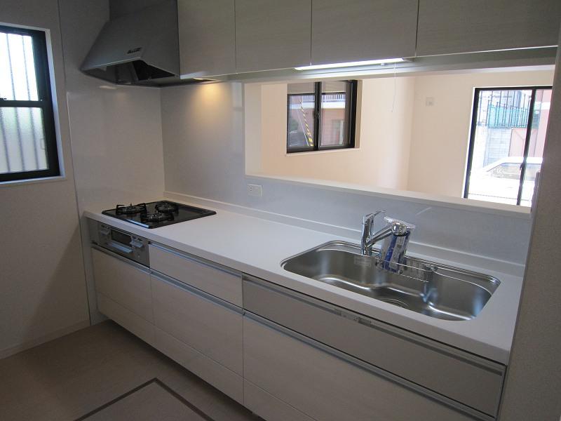 Same specifications photo (kitchen). It is the same specification properties