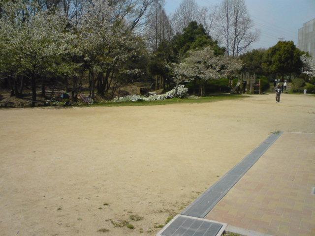 park. 504m until Nishikoen Yamada