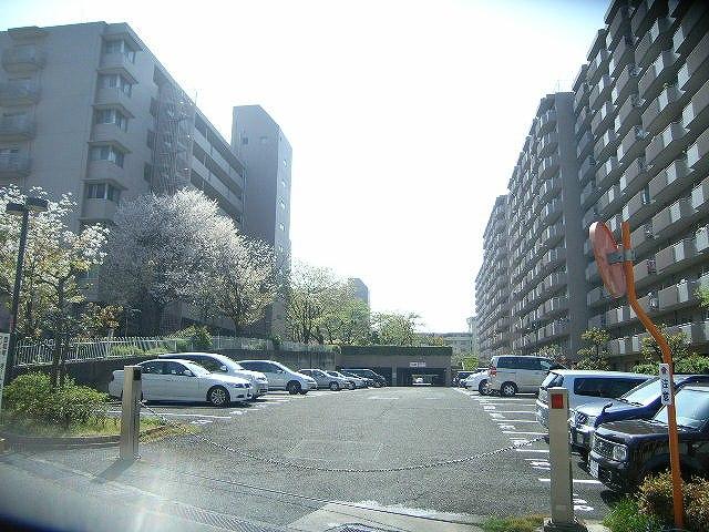 Parking lot
