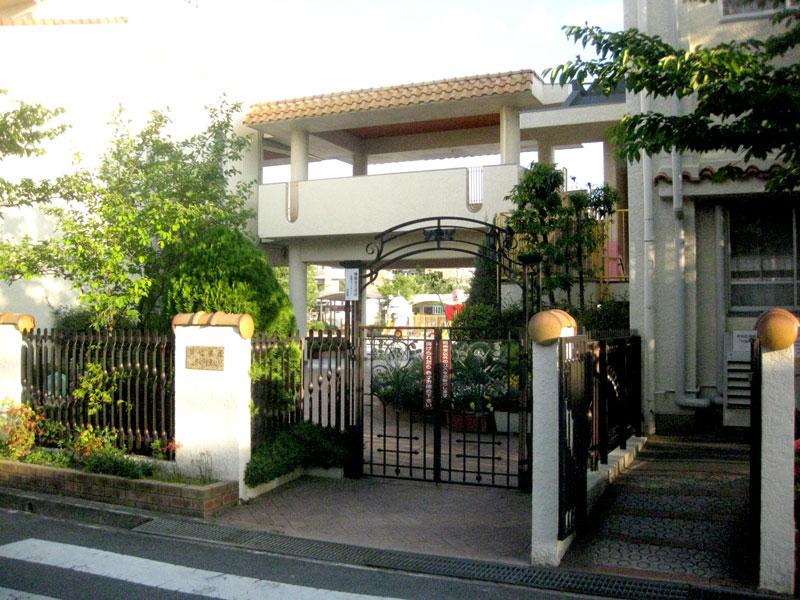 Other local. Yamate until kindergarten 4-minute walk