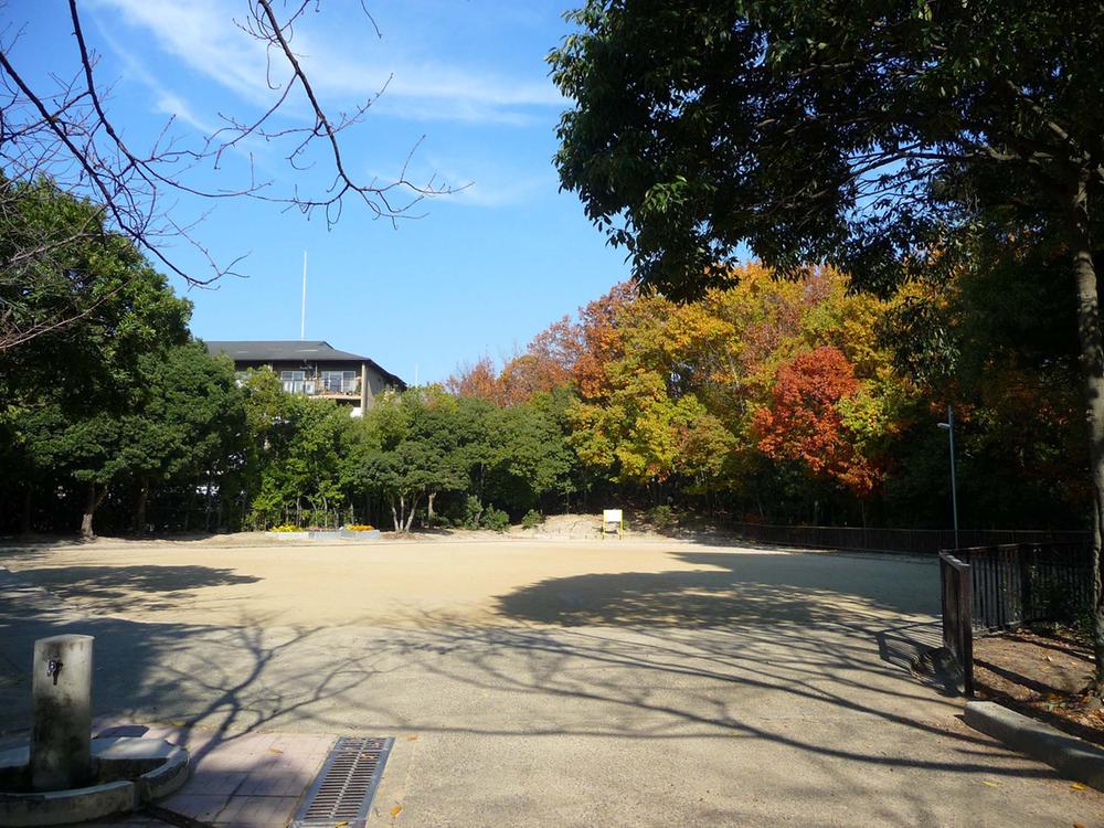 park. New Ashiya to Central Park 490m