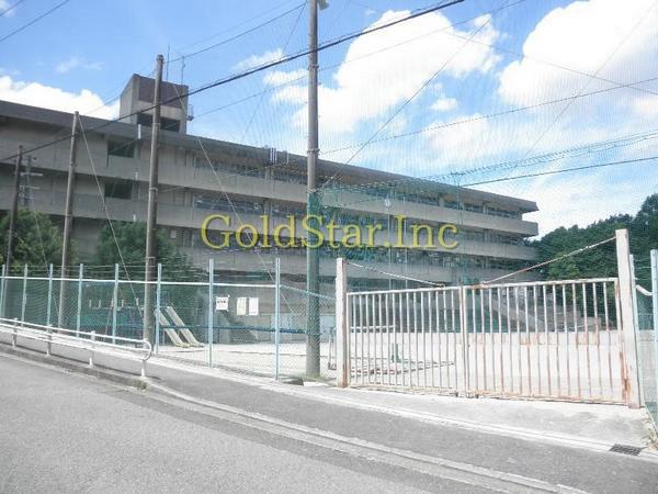 Primary school. 577m to Suita Municipal Higashiyamata Elementary School