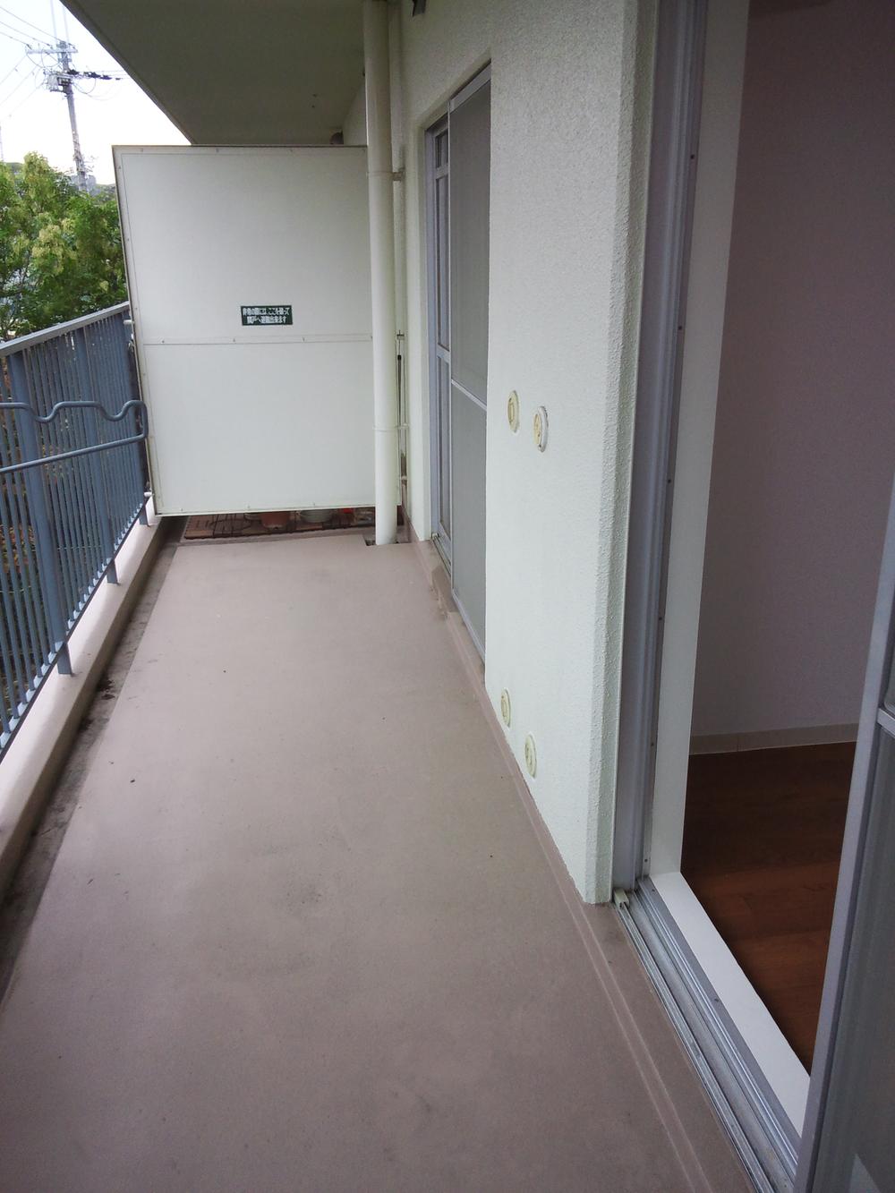 Balcony. Appearance from the balcony