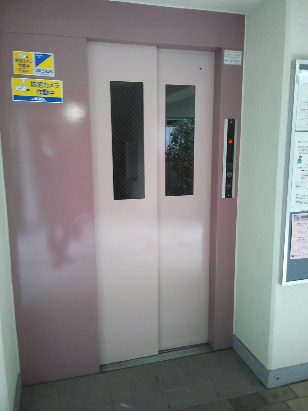 Other common areas. Yes Elevator