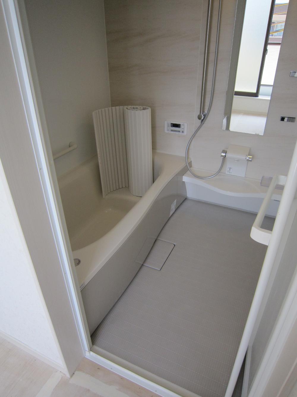 Bathroom. Room (August 2013) Shooting