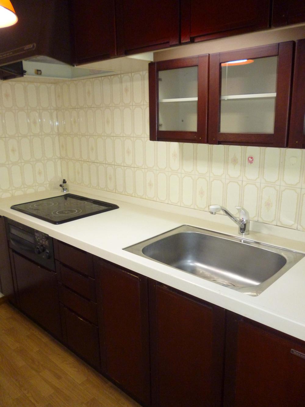 Kitchen. IH system kitchen