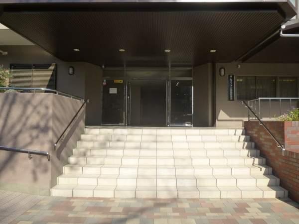 Entrance. Tokai Kogyo Co., Ltd. (stock) construction