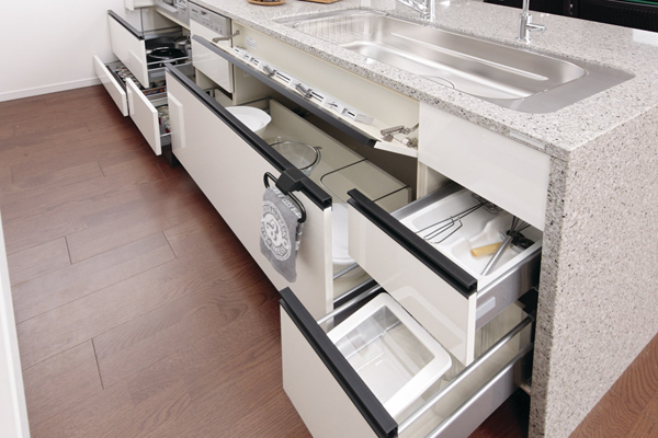 Kitchen.  [All slide cabinet] Functional all-slide cabinet a large frying pan or pot can hold Ease. Quietly close soft-close feature is equipped with ( ※ Except some drawer. Same specifications)