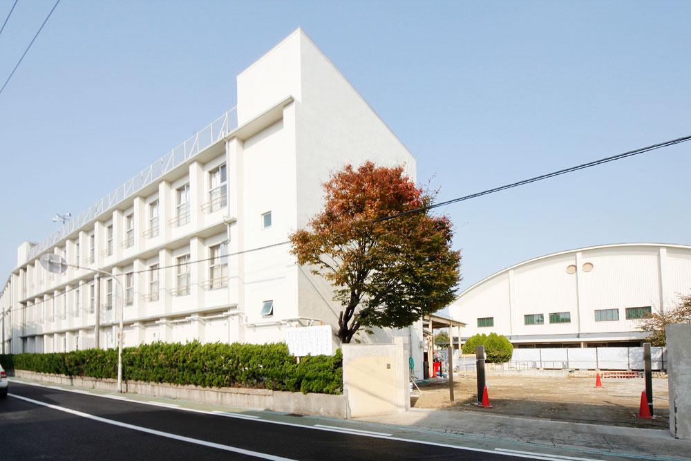 Primary school. Takaishi Municipal Takaishi until elementary school 397m