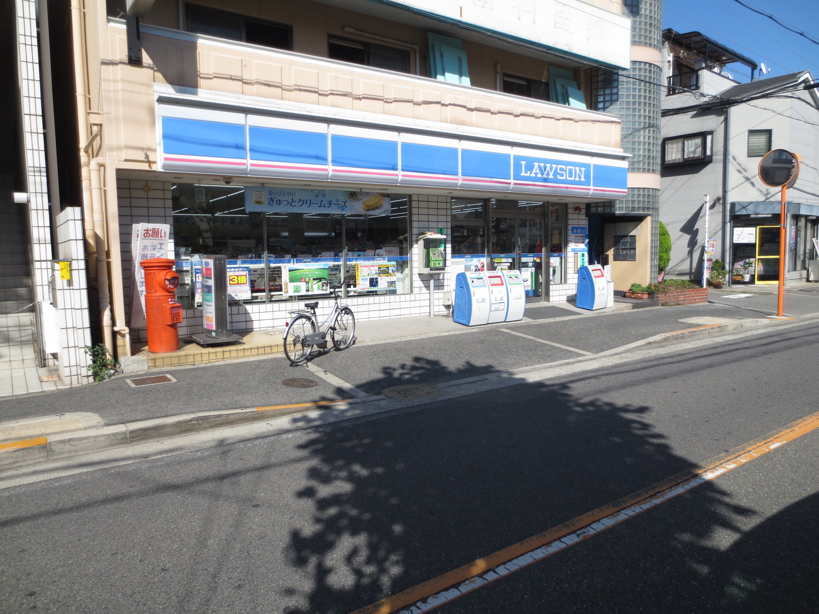 Convenience store. 175m until Lawson Takaishi Ayazono store (convenience store)