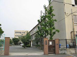 Junior high school. Kominami until junior high school 710m