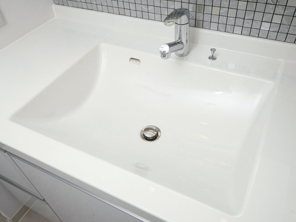 Bathing-wash room.  [Lavatory bowl] Such as the size and texture, For ease of use, Adopt the bowl of remaining difficult slope shape of a water drop. Keep the always clean state (same specifications)