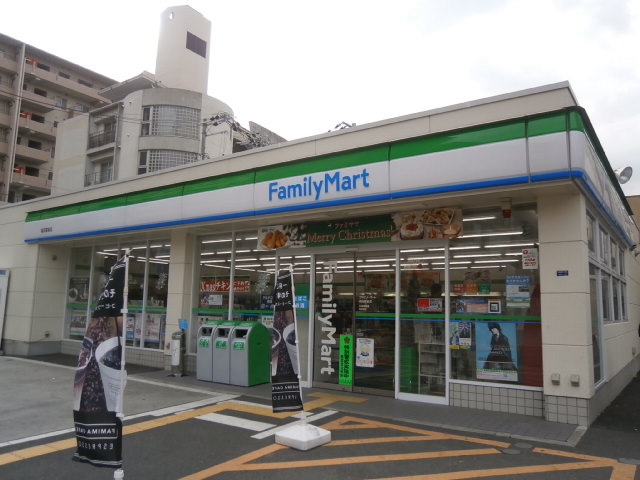 Convenience store. FamilyMart Takaishi Station store up (convenience store) 678m