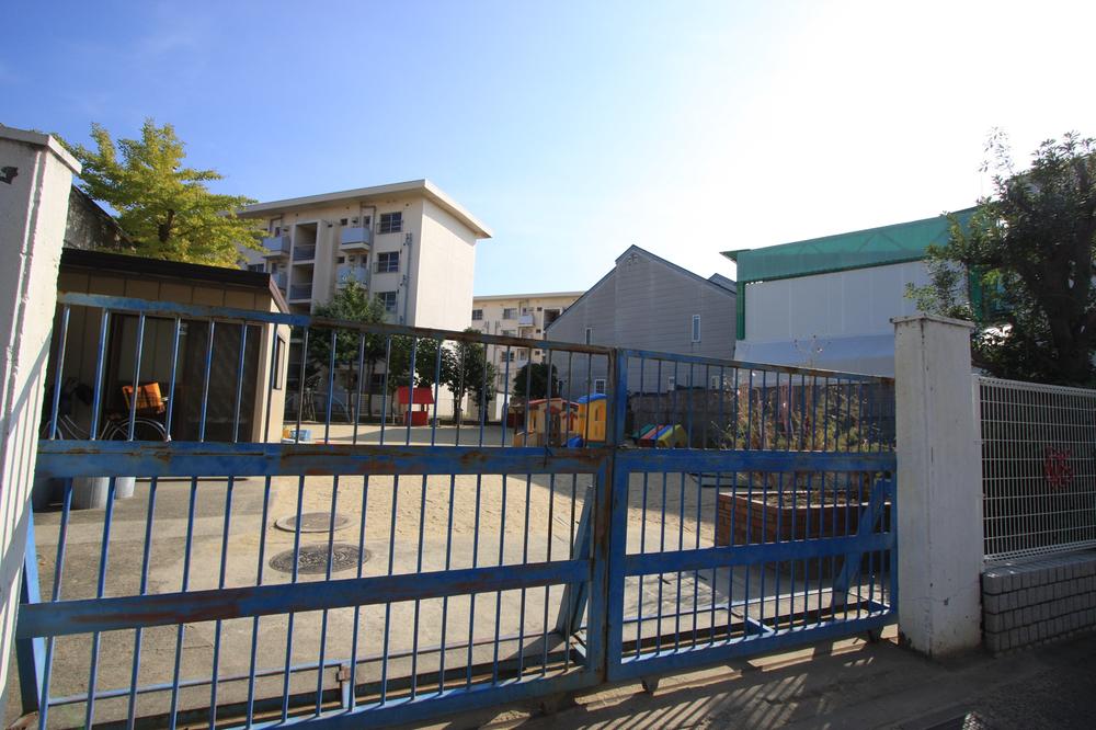 kindergarten ・ Nursery. 400m to Kamo nursery
