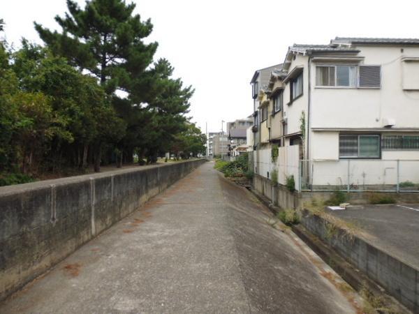 View photos from the dwelling unit