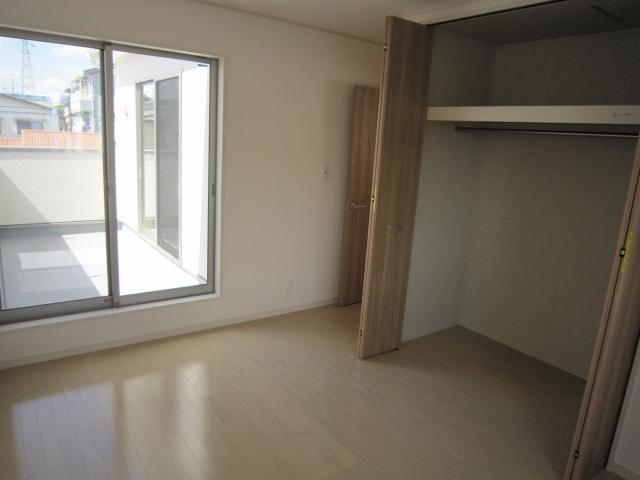 Other introspection. Shooting from the room