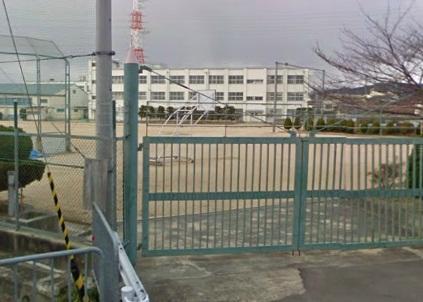 Primary school. 230m to Takatsuki Municipal Daikan Elementary School