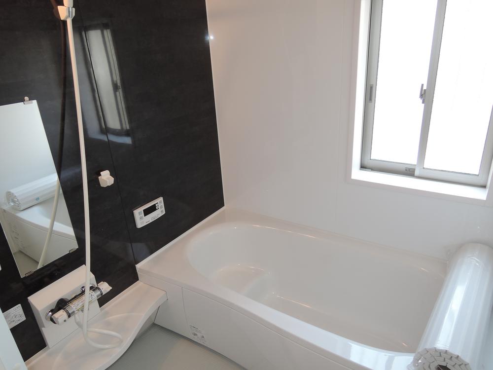 Bathroom. Indoor (11 May 2013) Shooting