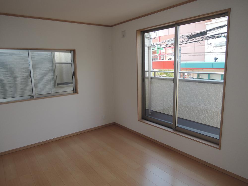 Non-living room. Indoor (11 May 2013) Shooting