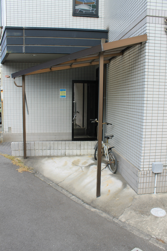 Other common areas. Bicycle-parking space