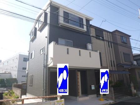 Local appearance photo. 2013 October finally we have the building completed! Contact surface on the north side ・ East waterway ・ And open for the south side open space, Exposure to the sun ・ House of fulfilling LIXIL specifications of the ventilation is good luxuries! Since 170 Route Soon, You go out of your car It is also convenient ◎