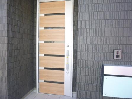 Entrance. Crime prevention measures in the monitor with intercom ◎