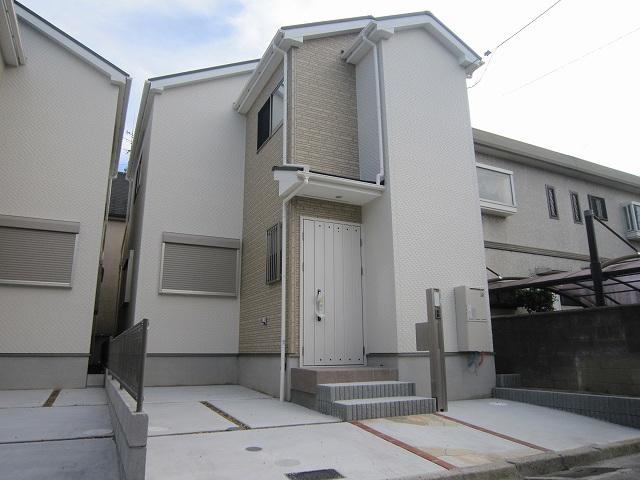 Local appearance photo. Shooting from the field