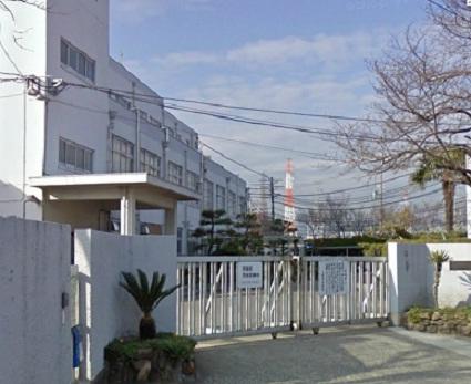 Junior high school. 962m to Takatsuki Municipal Goryo Junior High School