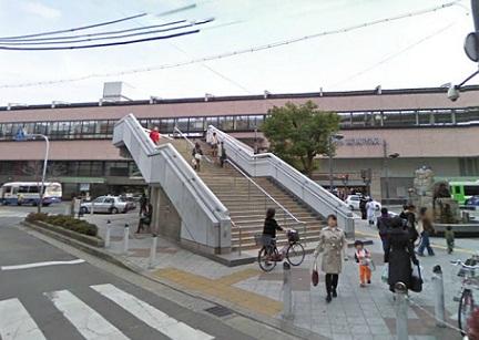 Other. Please use the bus from Hankyu Takatsuki-shi Station. "Dou town" walk about 3 minutes from the stop.