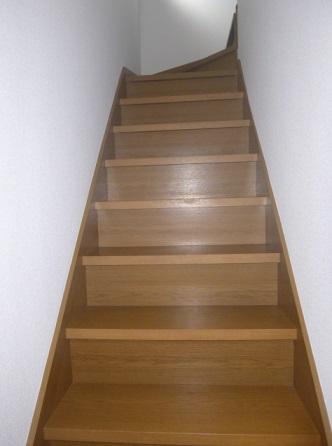 Other introspection. Living is a second floor up the short stairs on the front door!
