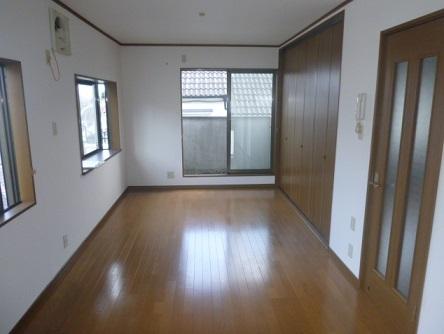 Living. Second floor LDK: It is with a convenient storage!