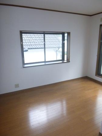 Living. There is a window in four places: the second floor LDK, SaiHikari ・ Ventilation is good!