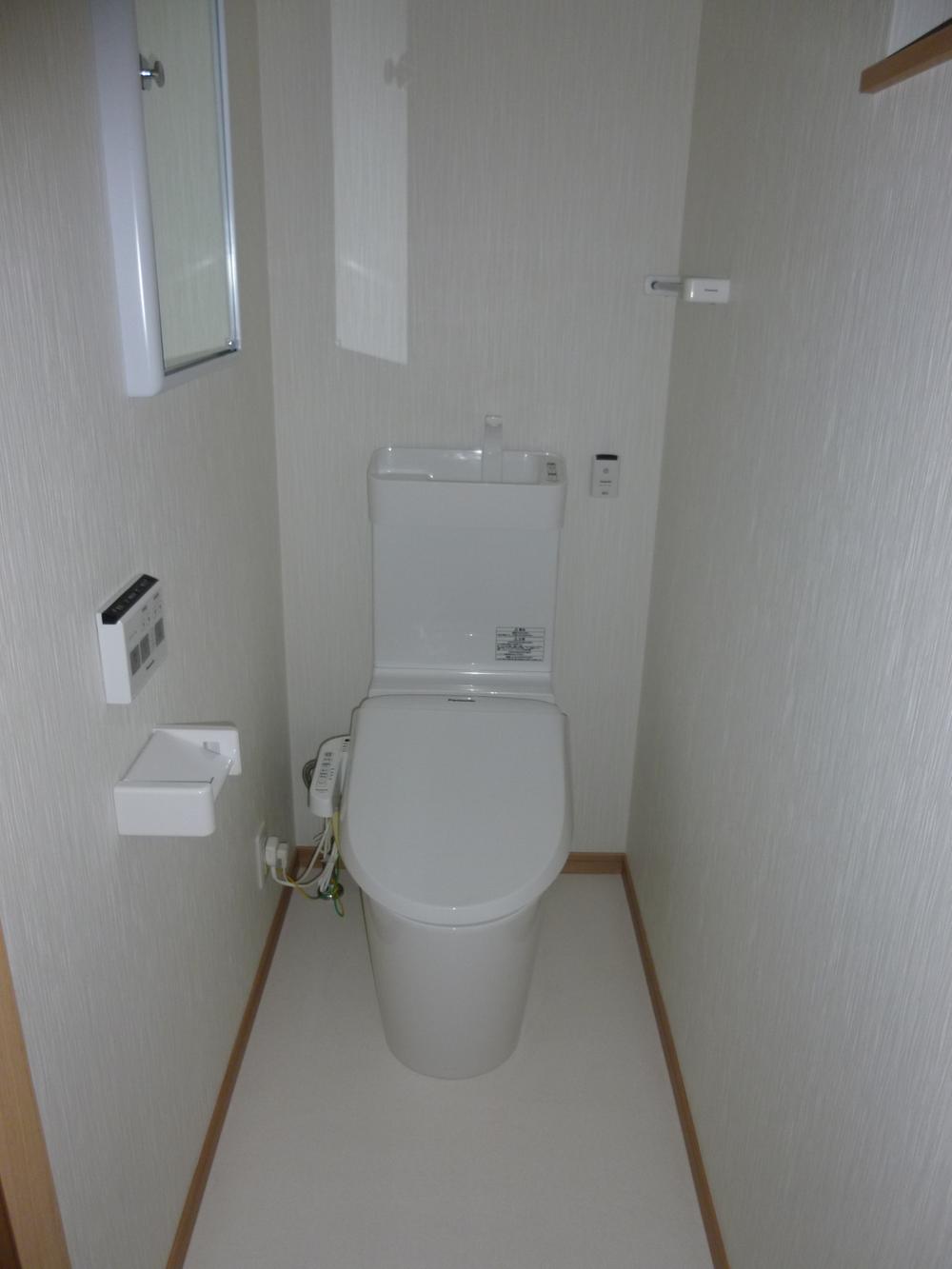 Toilet. Example of construction