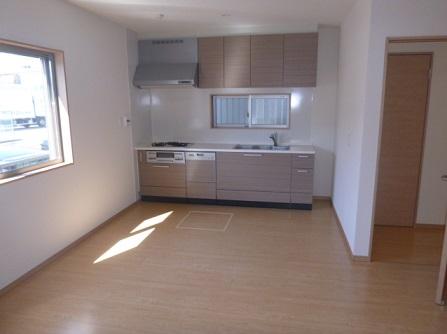 Kitchen. Building the completed! Soku offers tenants ◎ building certification costs, etc. all COMICOMI price! It is the house of the meter module! To discount the gas prices in the energy-saving water heater eco Jaws